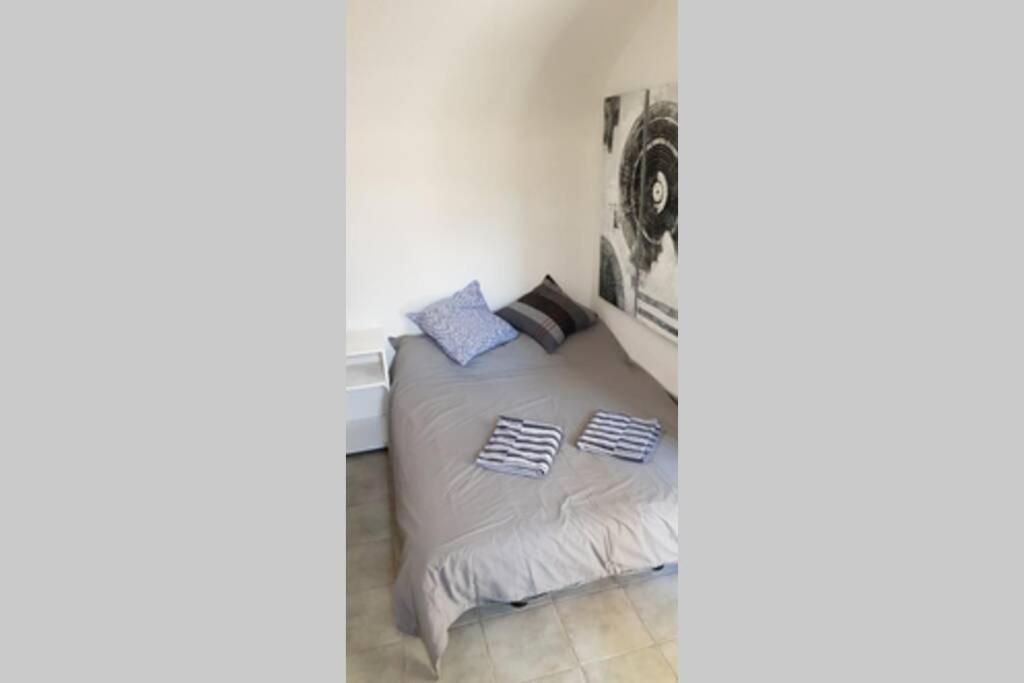 St Jean Du Gard : Spacious Apartment With Use Of Pool Saint-Jean-du-Gard Bagian luar foto