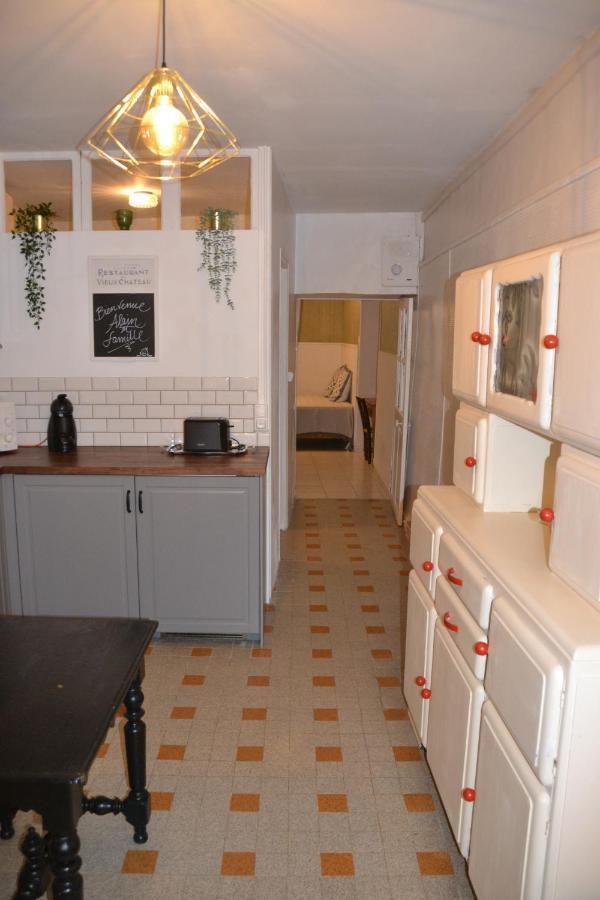 St Jean Du Gard : Spacious Apartment With Use Of Pool Saint-Jean-du-Gard Bagian luar foto